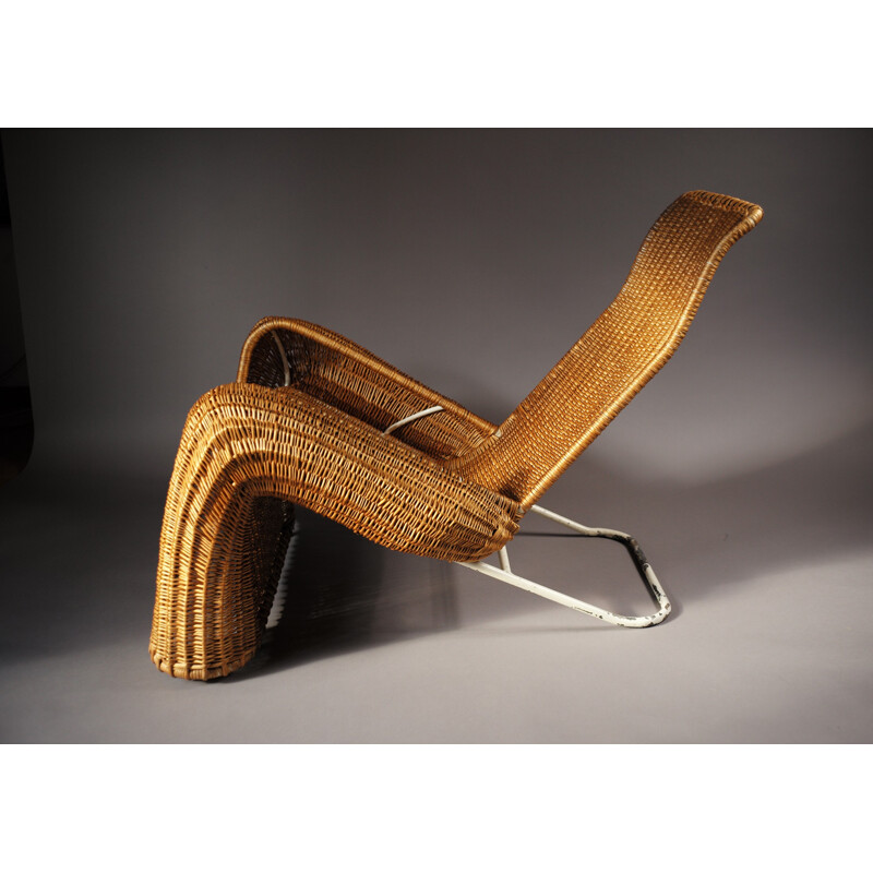 Grande chaise longue en métal tubulaire et rotin - 1940