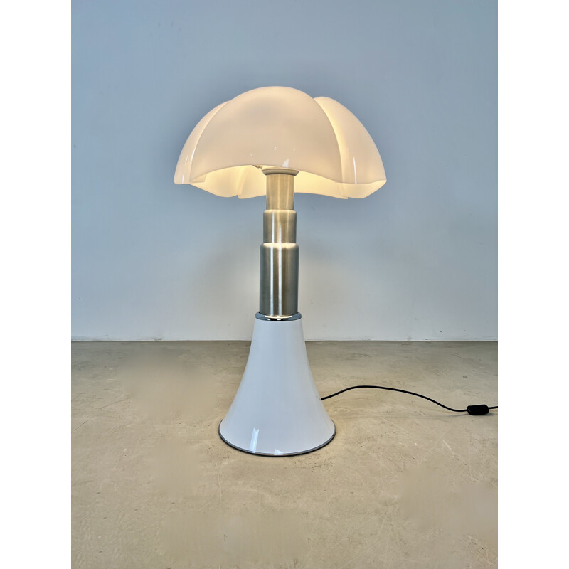 Pipistrello vintage lamp by Gae Aulenti for Martinelli Luce