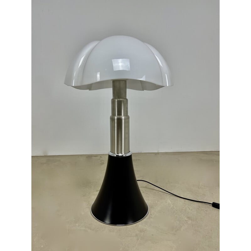 Pipistrello vintage lamp by Gae Aulenti for Martinelli Luce