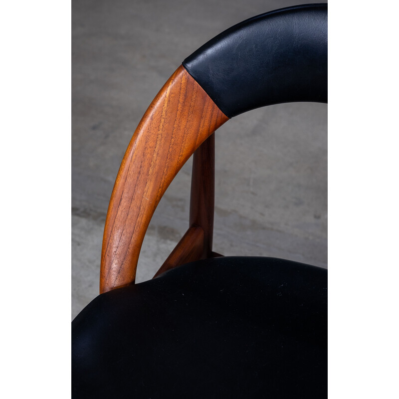 Vintage chair in teak by Arne Hovmand Olsen for Mogens Kold, Denmark 1950s