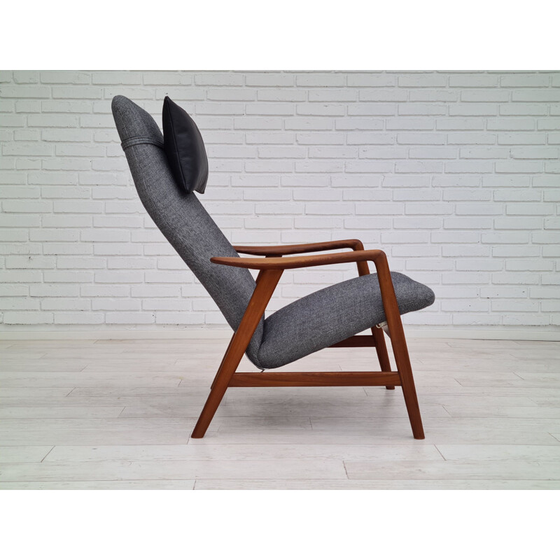 Danish vintage "Kontur" high-backed wool fabric and ash wood armchair by Alf Svensson, 1970s