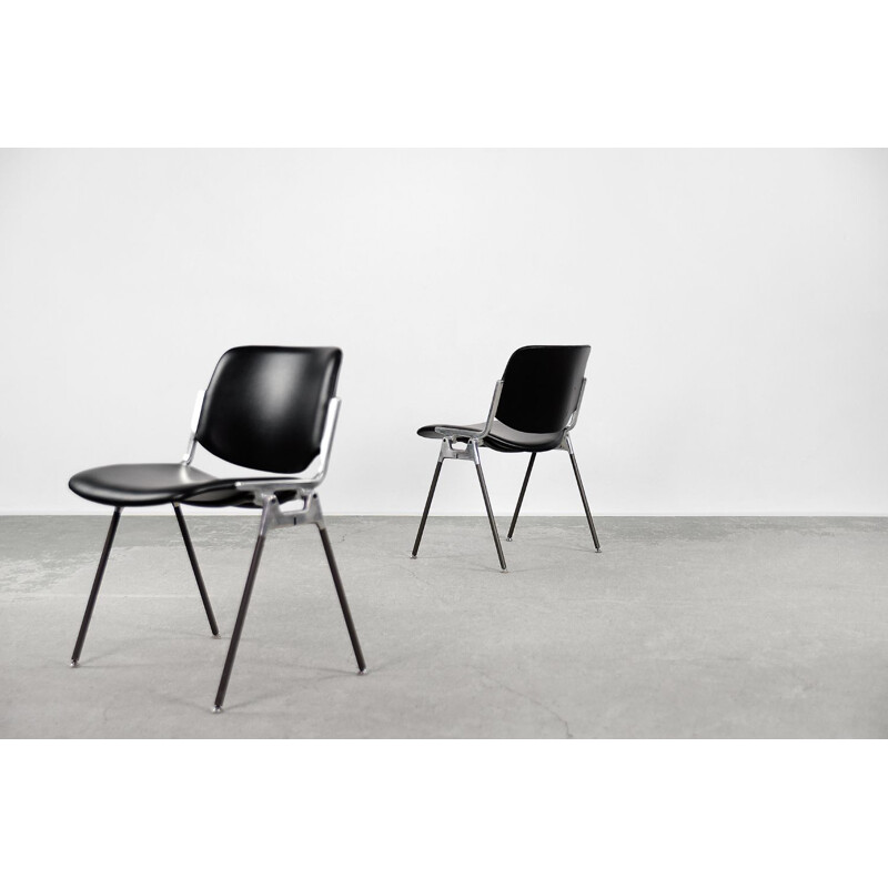 Pair of vintage side chairs "Dsc 106" by Giancarlo Piretti for Castelli, 1960