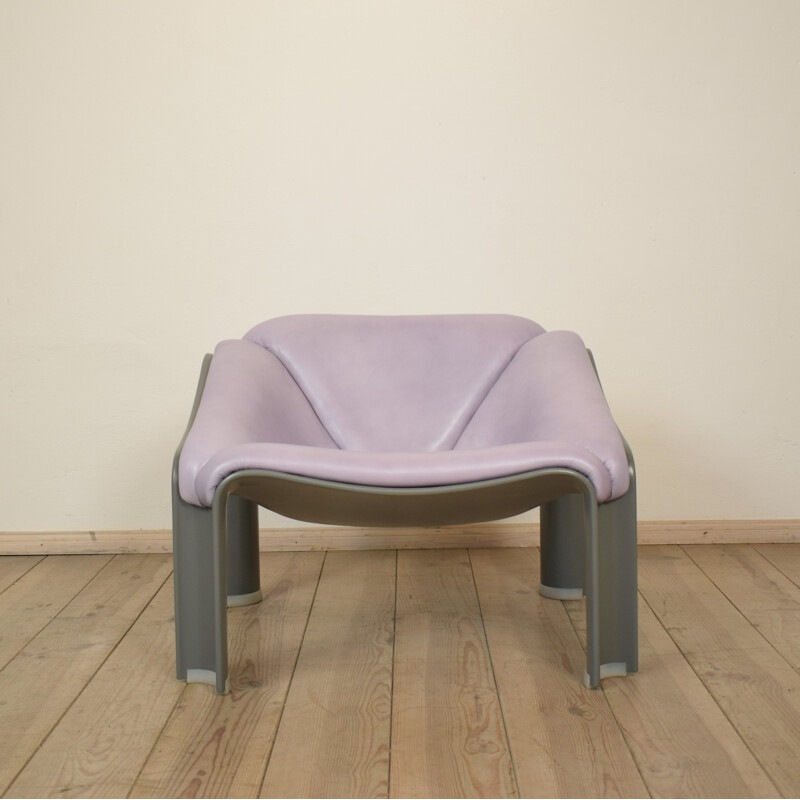 Artifort model "300" lounge chair in purple / grey leather, Pierre PAULIN - 1960s