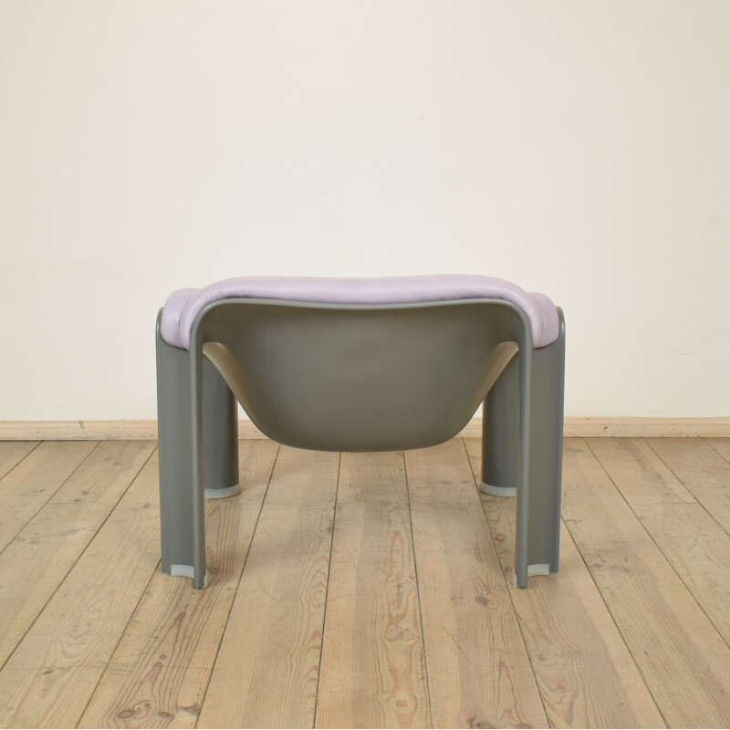 Artifort model "300" lounge chair in purple / grey leather, Pierre PAULIN - 1960s
