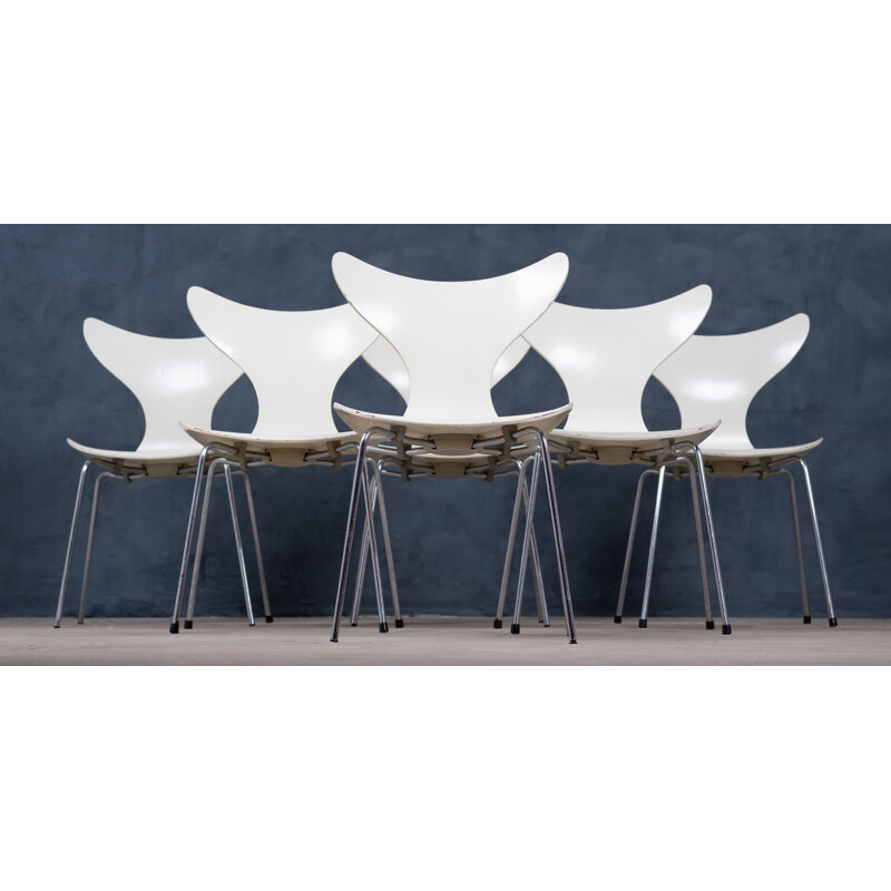 Set of 6 vintage chairs Model 3108 Lily by Arne Jacobsen for Fritz Hansen, 1976s