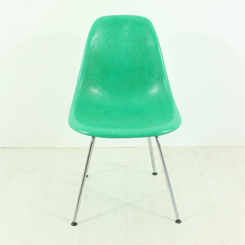 Green Herman Miller side chair in fiberglass, Charles & Ray EAMES - 1960s