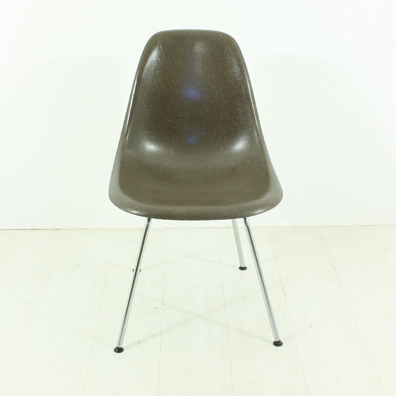 Chocolate brown Herman miller dining chair, Charles & Ray EAMES - 1960s