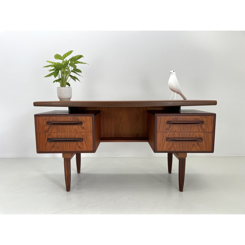 Vintage g-plan desk by V.Wilkins, 1960