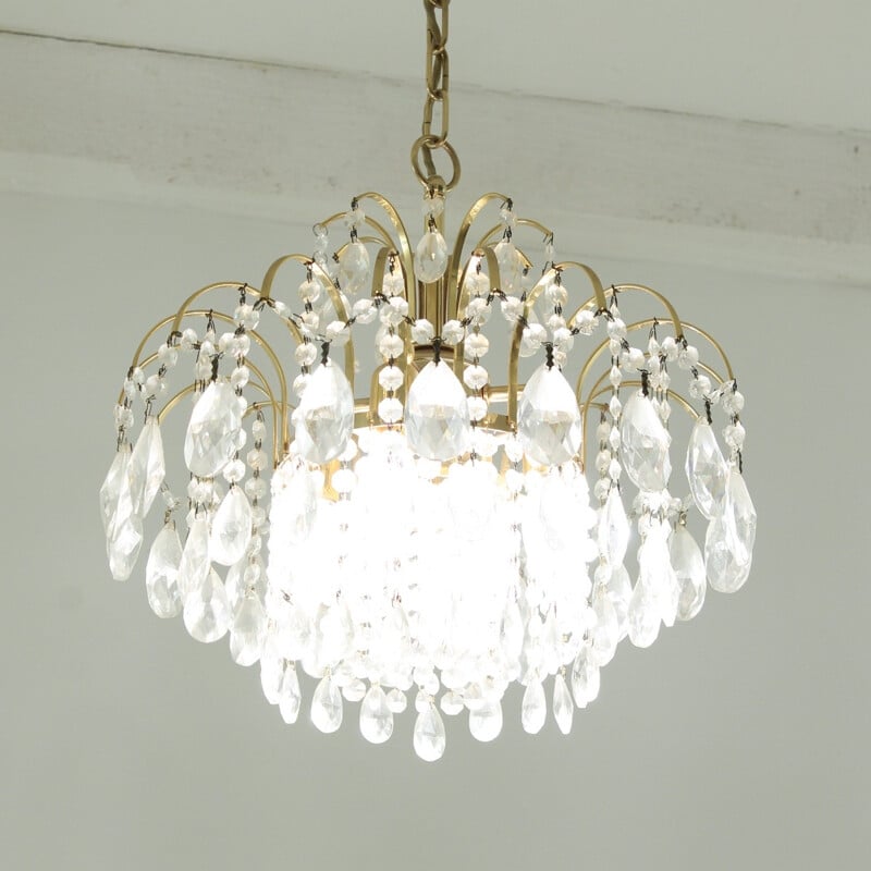 Mid-century chandelier in brass and glass - 1950s