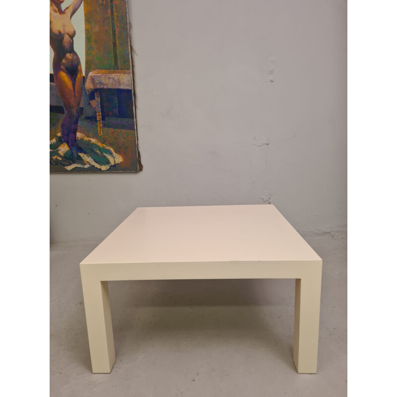 Pareja de mesas de centro vintage de madera maciza lacada en blanco