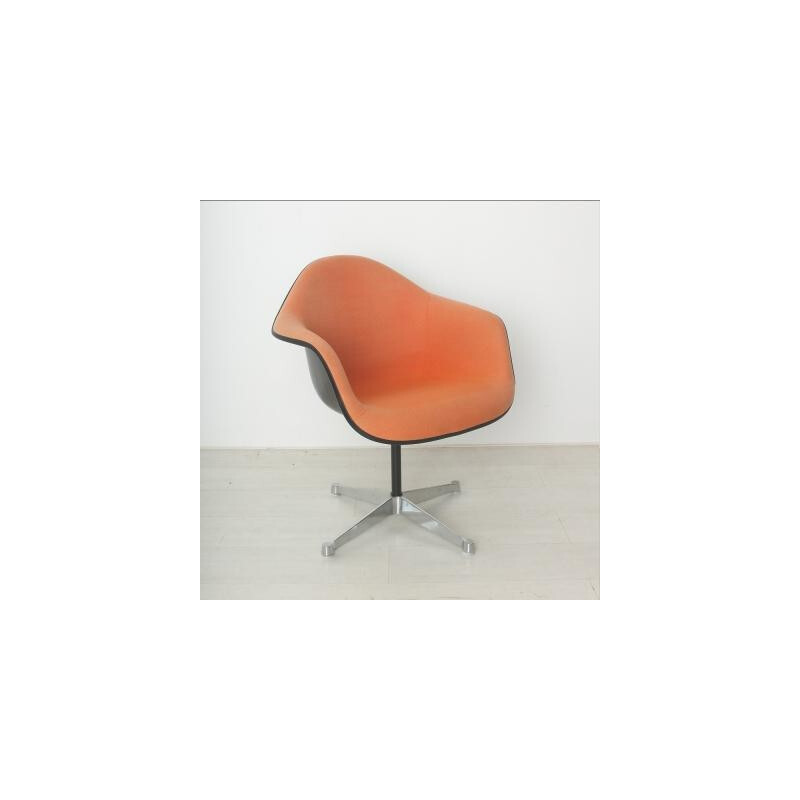 Herman Miller armchair in fiberglass and orange fabric, Charles & Ray EAMES - 1960s