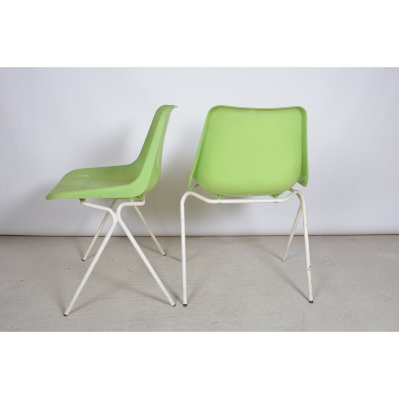 Par de cadeiras de polipropileno vintage de Robin Day para Hille, 1960