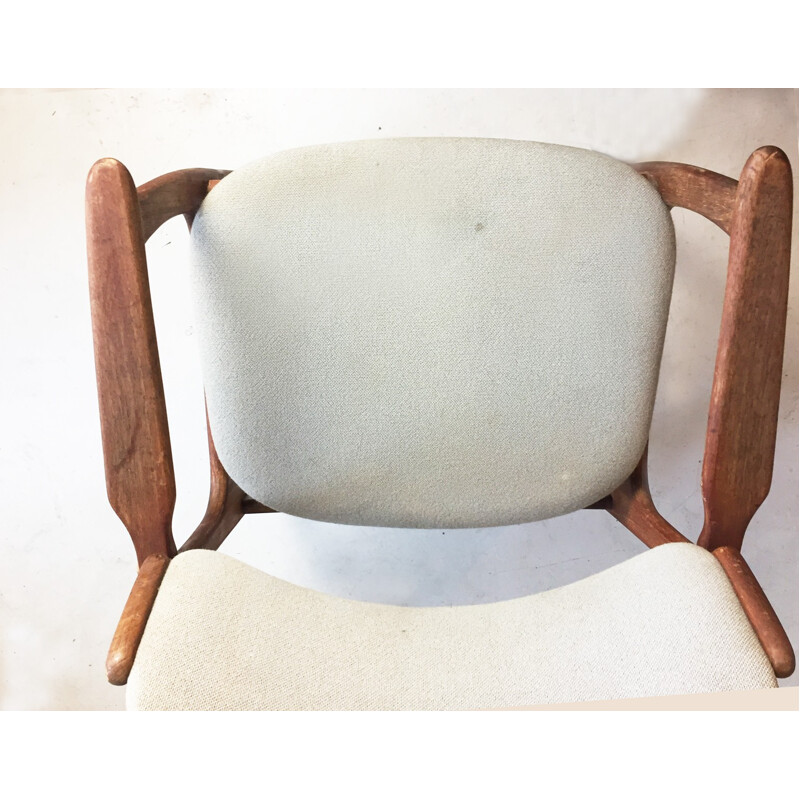 OD Mobler armchair in oakwood and fabric, Erik BUCH - 1970s