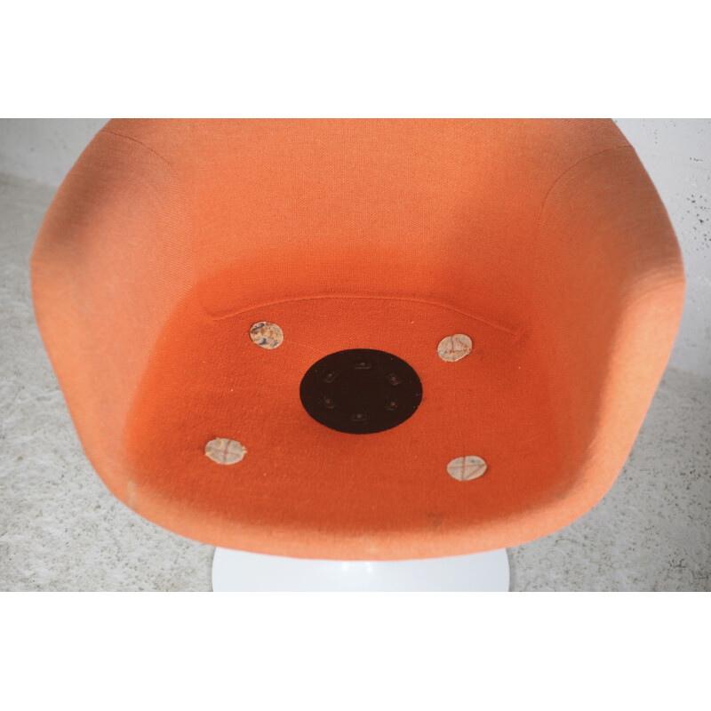 Vintage Tulip swivel chair by Eero Saarinen for Knoll, USA 1960