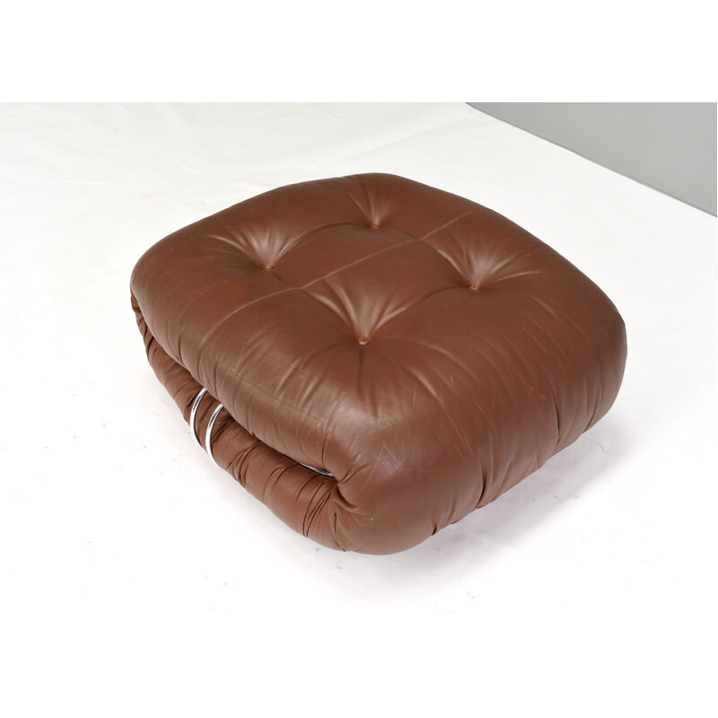 Vintage Soriana pouf in tan leather by Tobia Scarpa for Cassina, Italy 1970