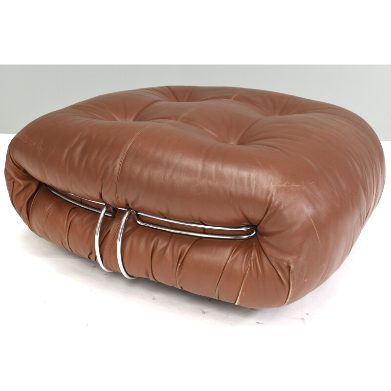 Vintage Soriana pouf in tan leather by Tobia Scarpa for Cassina, Italy 1970