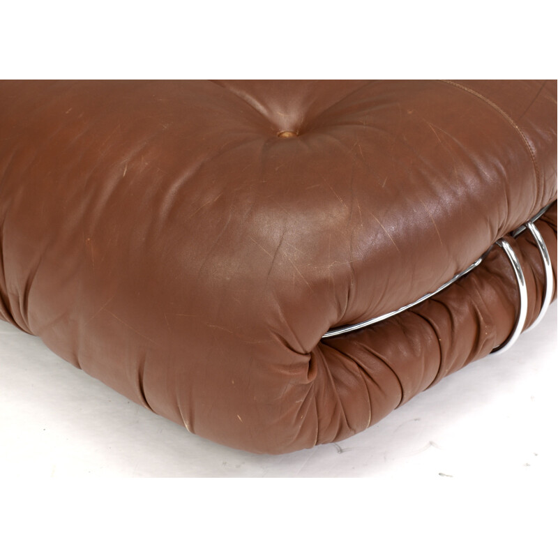 Vintage Soriana pouf in tan leather by Tobia Scarpa for Cassina, Italy 1970