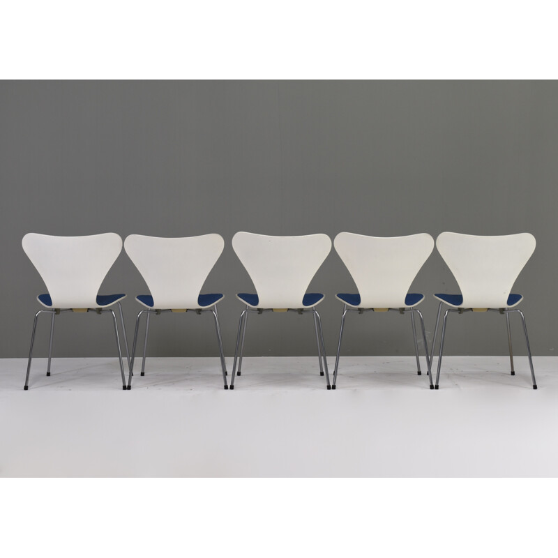 Set of 5 vintage Butterfly chairs by Arne Jacobsen for Fritz Hansen, Denmark 1979