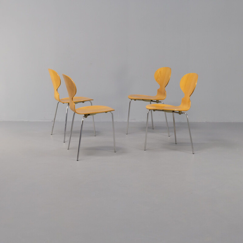 Set of 4 vintage plywood "model 3100 Ant" chairs by Arne Jacobsen for Fritz Hansen, 1951