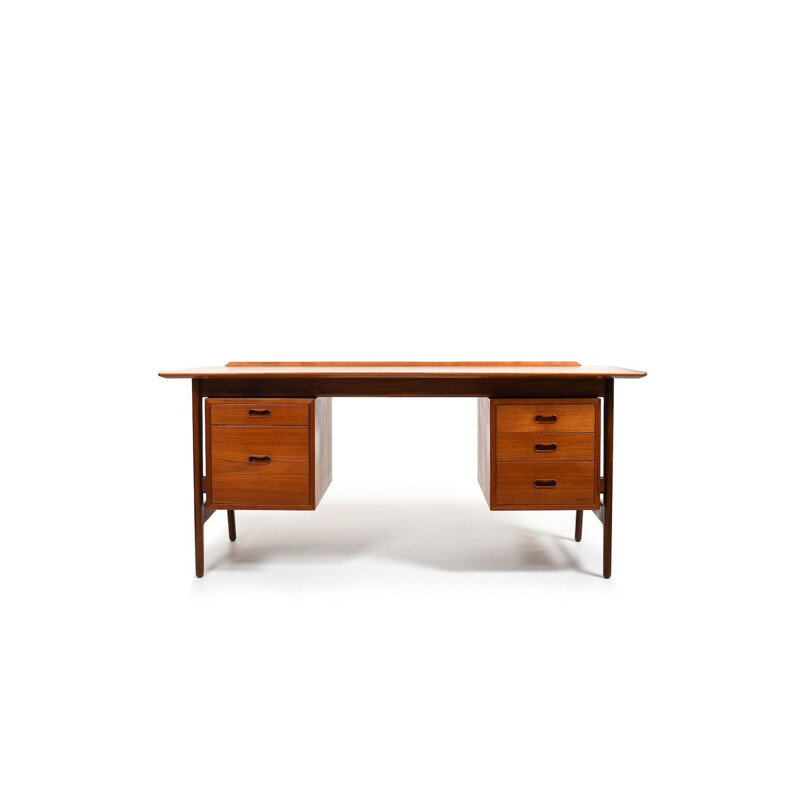 Vintage fine teak desk by Arne Vodder for Vamo Møbelfabrik, Denmark 1960s