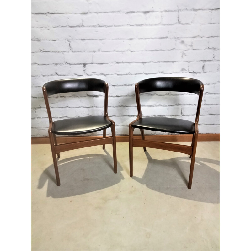 Pair of mid century Danish fire chairs by Kai Kristiansen