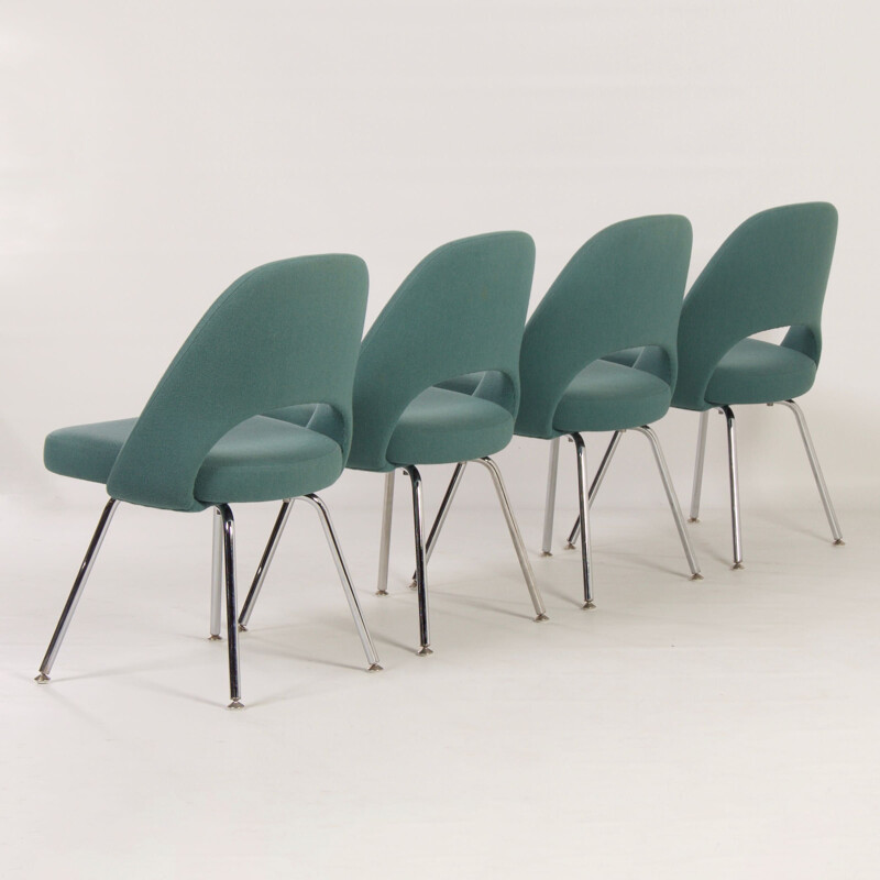 Ensemble de 4 chaises vintage vertes par Eero Saarinen pour Knoll, 2000