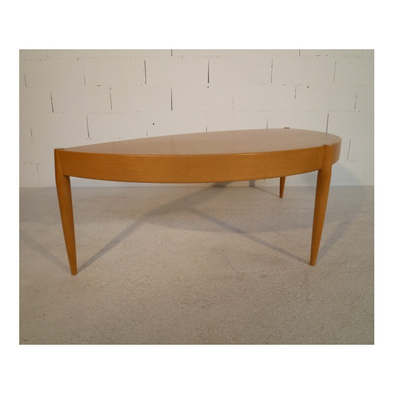 Oval coffee table in oak, Johannes ANDERSEN - 1960s