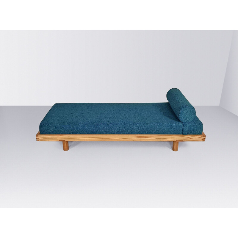 Vintage L01e elmwood and bouclé daybed by Pierre Chapo for Chapo S.A.