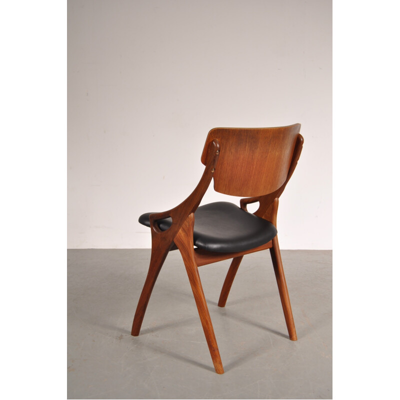 Set of 4 dining chairs, Arne HOVMAND-OLSEN - 1950s