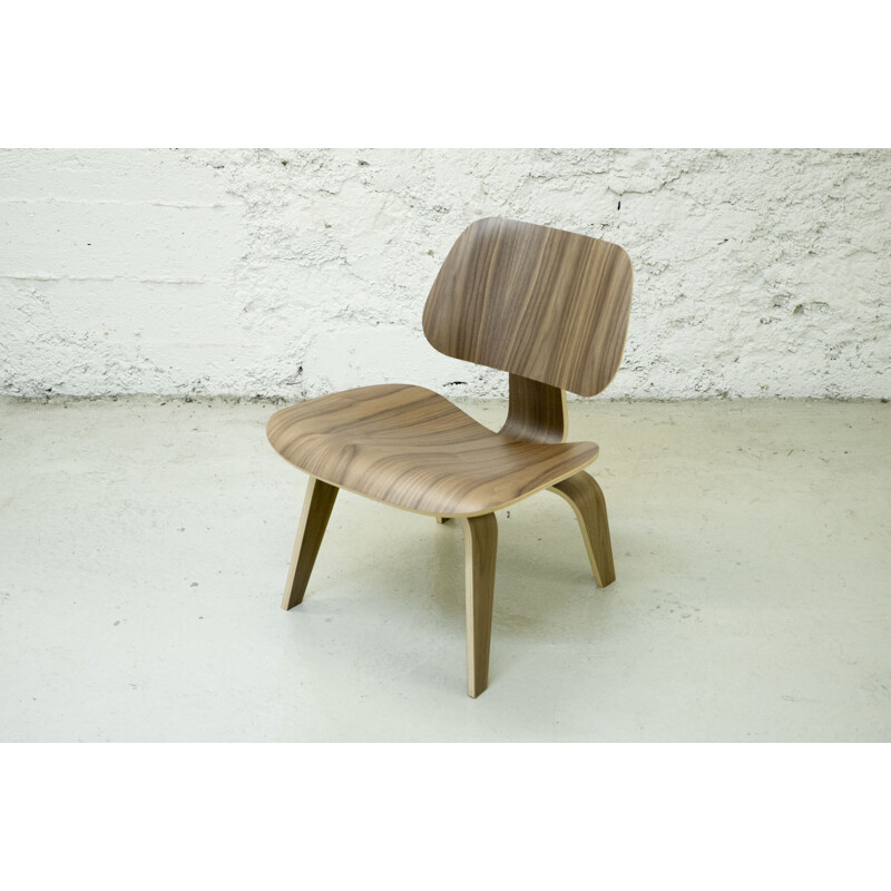 "LCW" Herman Miller chair in walnut, Charles EAMES - 2000s