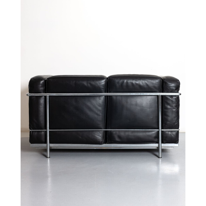 Vintage Lc2 leather and steel tubular sofa for Cassina, 1928