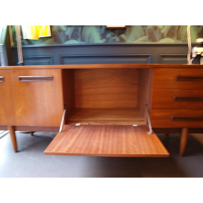 Sideboard in teak with lovely handles - 1960s