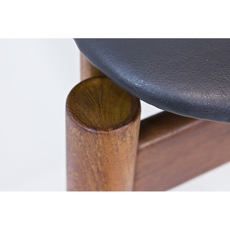 France & Son chair in teak and leatherette, Finn JUHL - 1960s