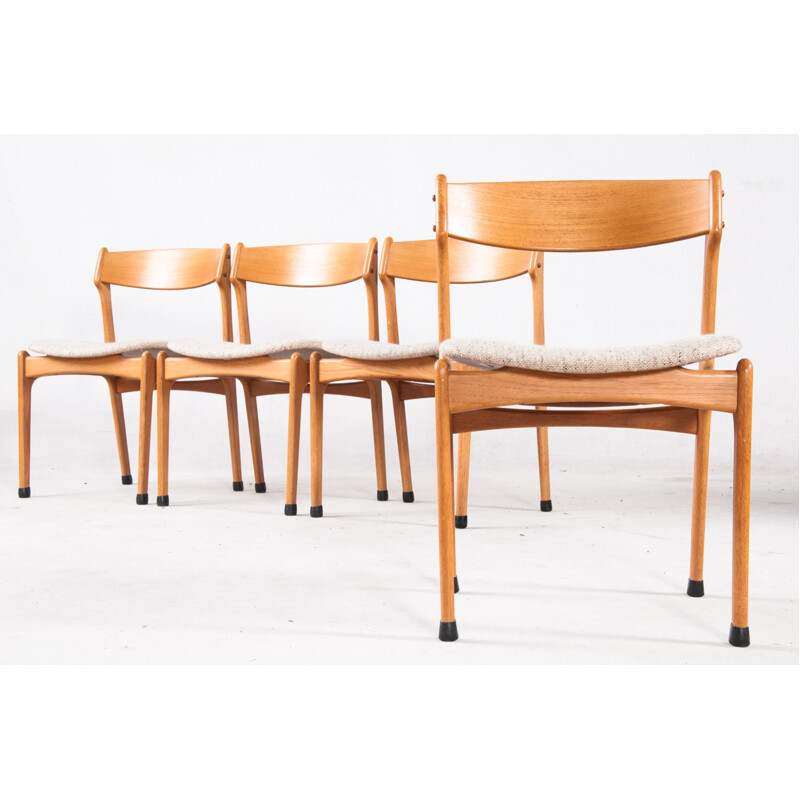 Set of 4 Scandinavian chairs in wood and fabric - 1960s