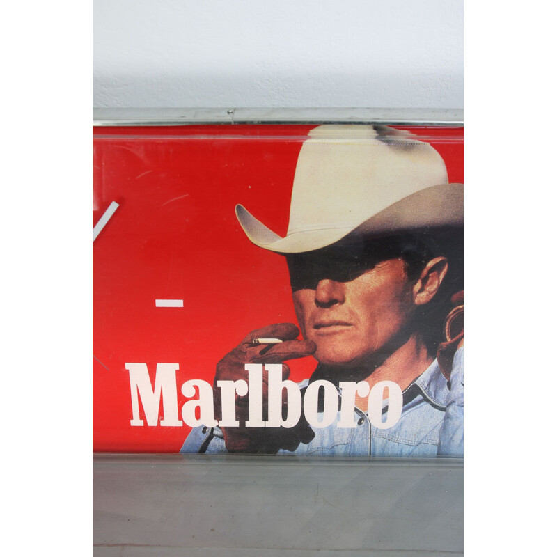 Insegna illuminata d'epoca del bar Marlboro, Italia