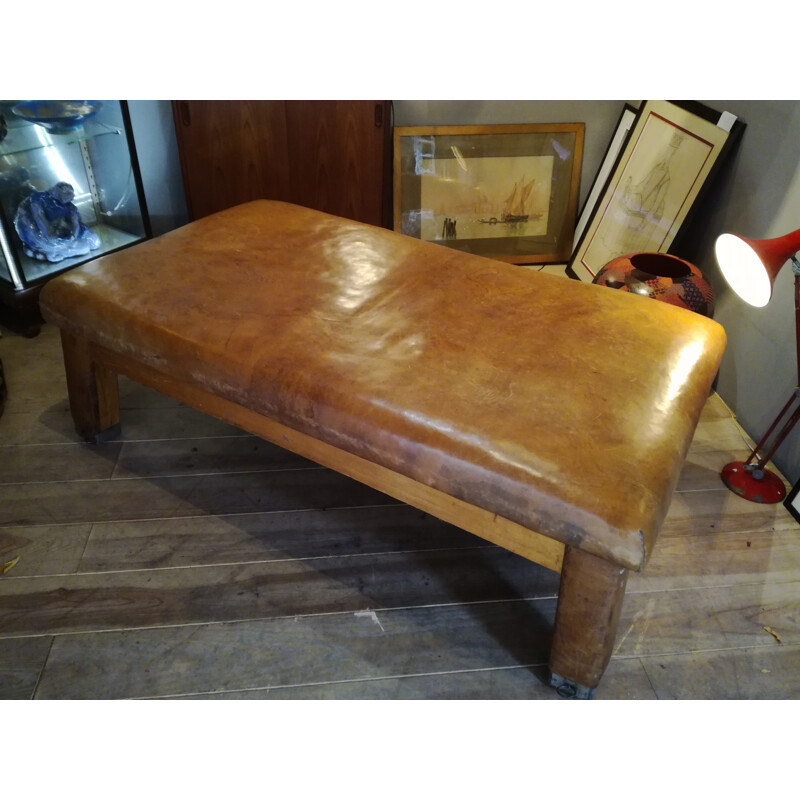 Bench seat in leather - 1940s