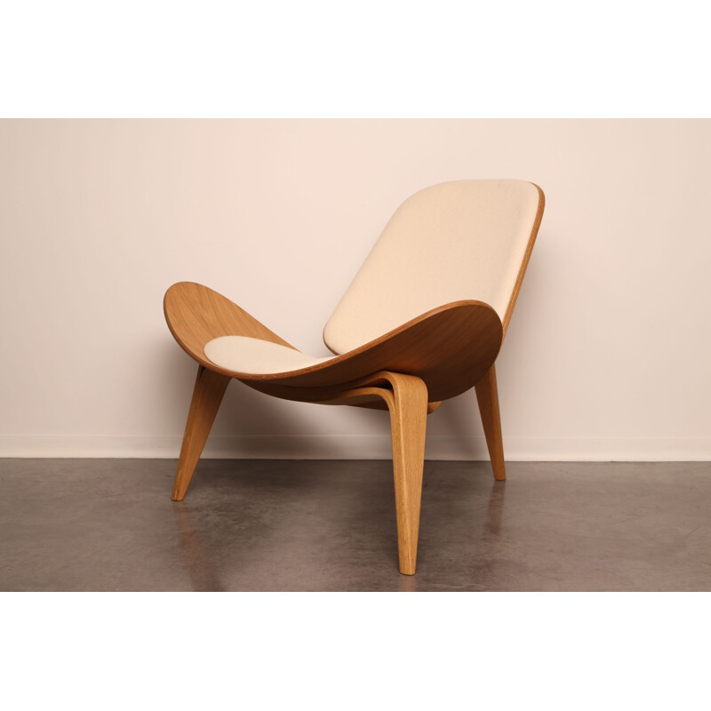 Vintage armchair "Shell chair Ch07" by Hans Wegner for France & Son, Denmark