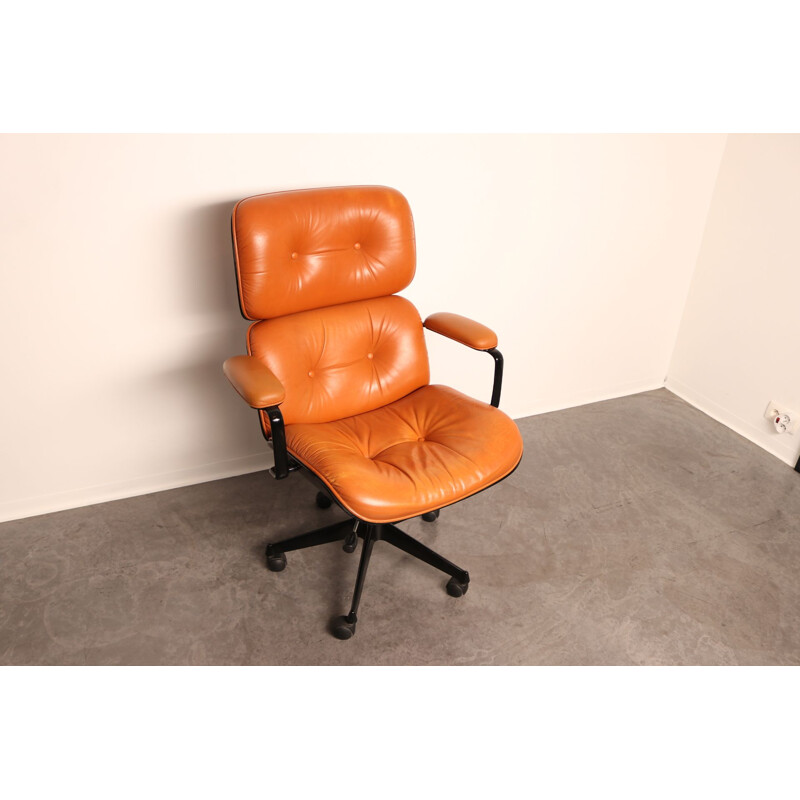 Vintage swivel office armchair in cognac leather by Ico Parisi for Mim, Italy 1970s