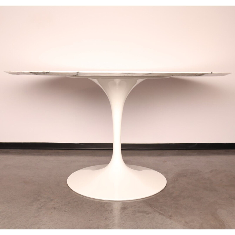 Vintage Tulip dining table in white Arabesco marble by Eero Saarinen for Knoll