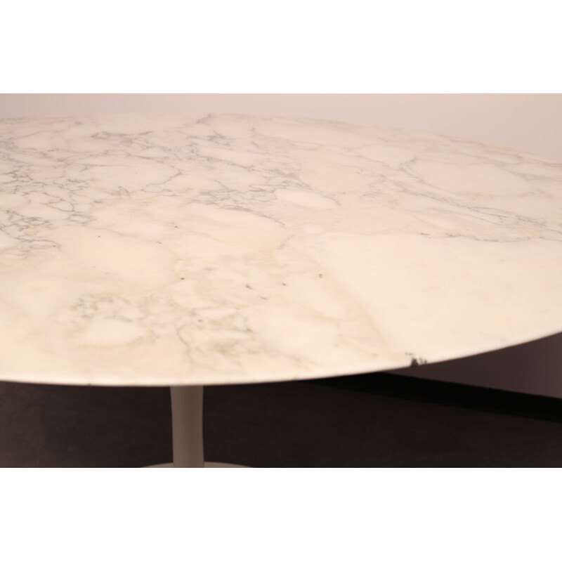 Vintage Tulip dining table in white Arabesco marble by Eero Saarinen for Knoll