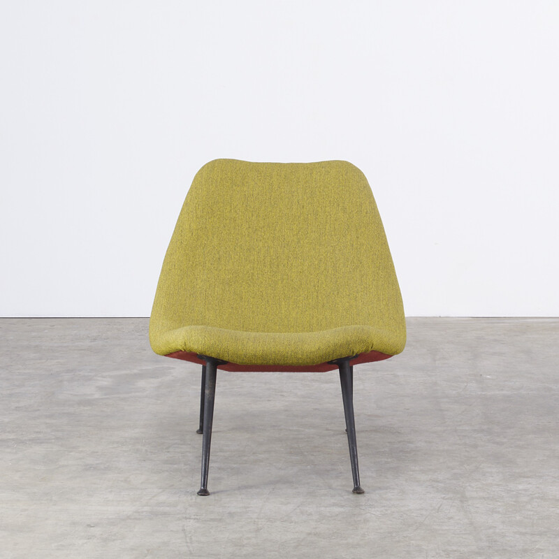 Vintage Artifort "F122" armchair, Theo RUTH - 1950s