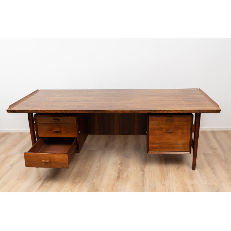 Vintage desk model 207 in rosewood by Arne Vodder for Sibast, 1960