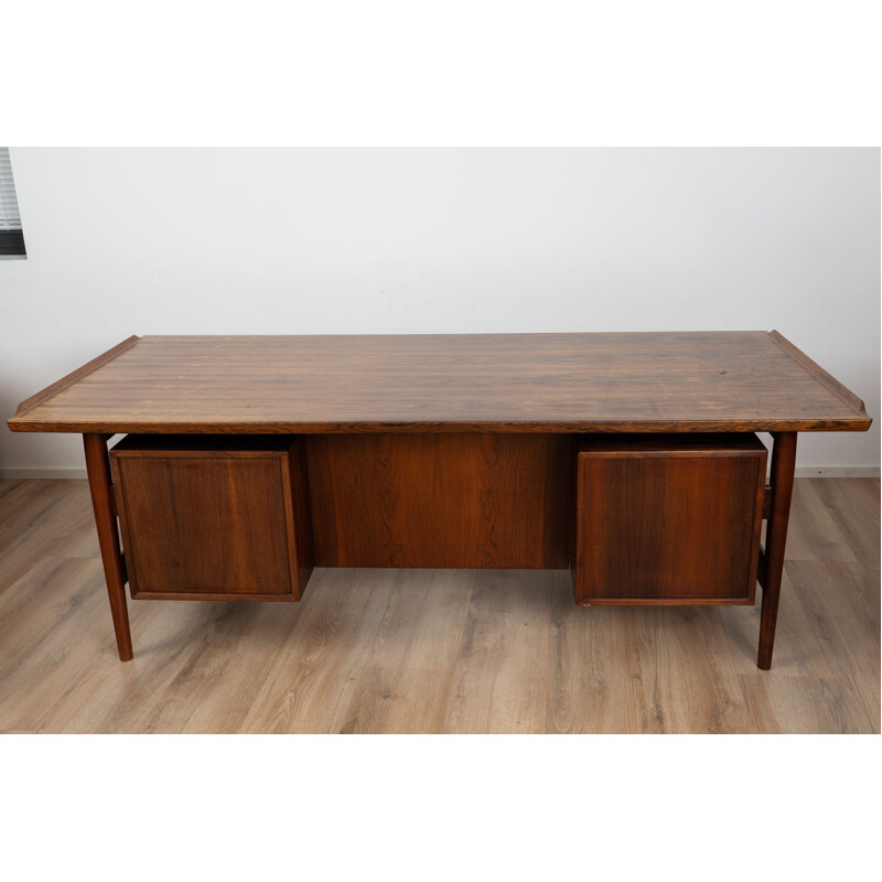 Vintage desk model 207 in rosewood by Arne Vodder for Sibast, 1960