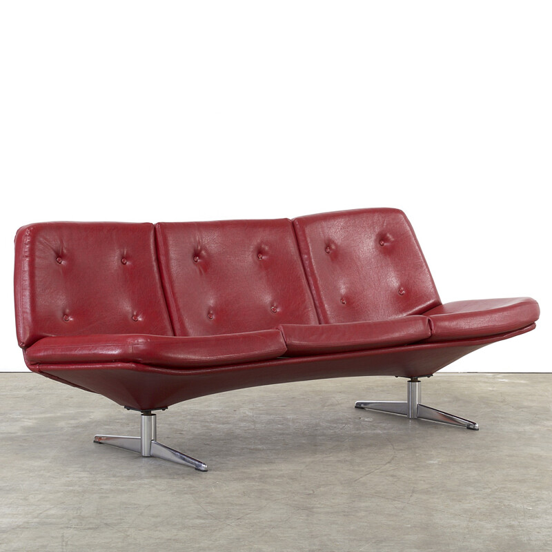 Vintage 3 seater sofa in red leatherette - 1960s