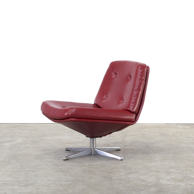 Set of 3 lounge chairs in red leatherette - 1960s
