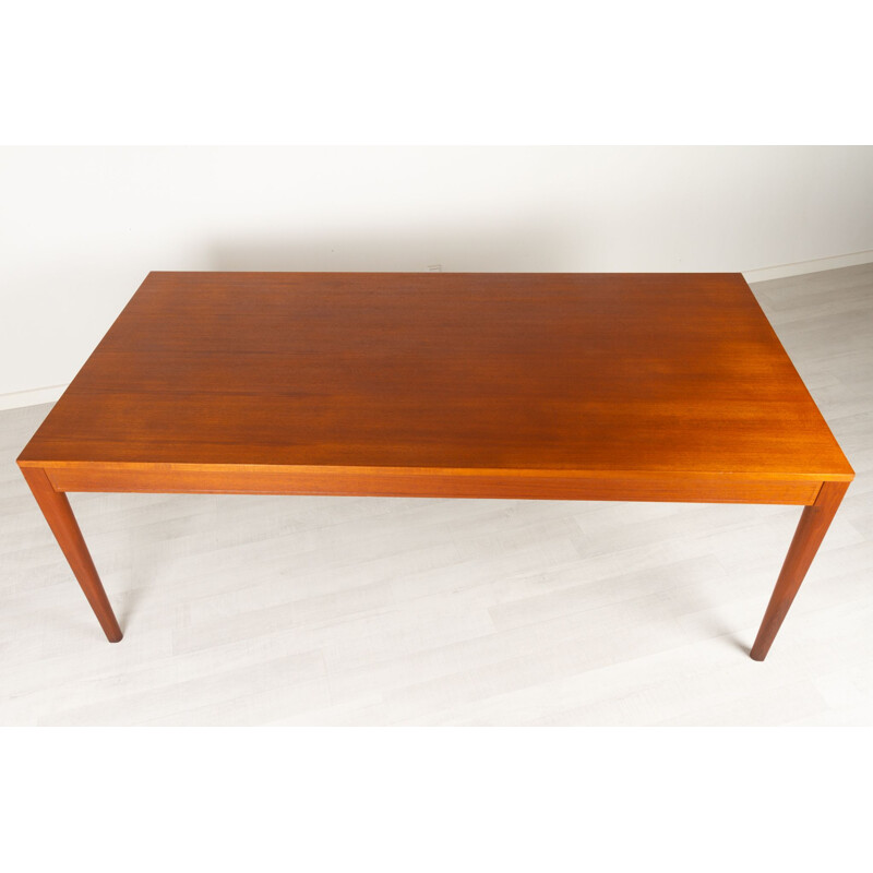 Mesa danesa vintage de teca de Finn Juhl para Francia