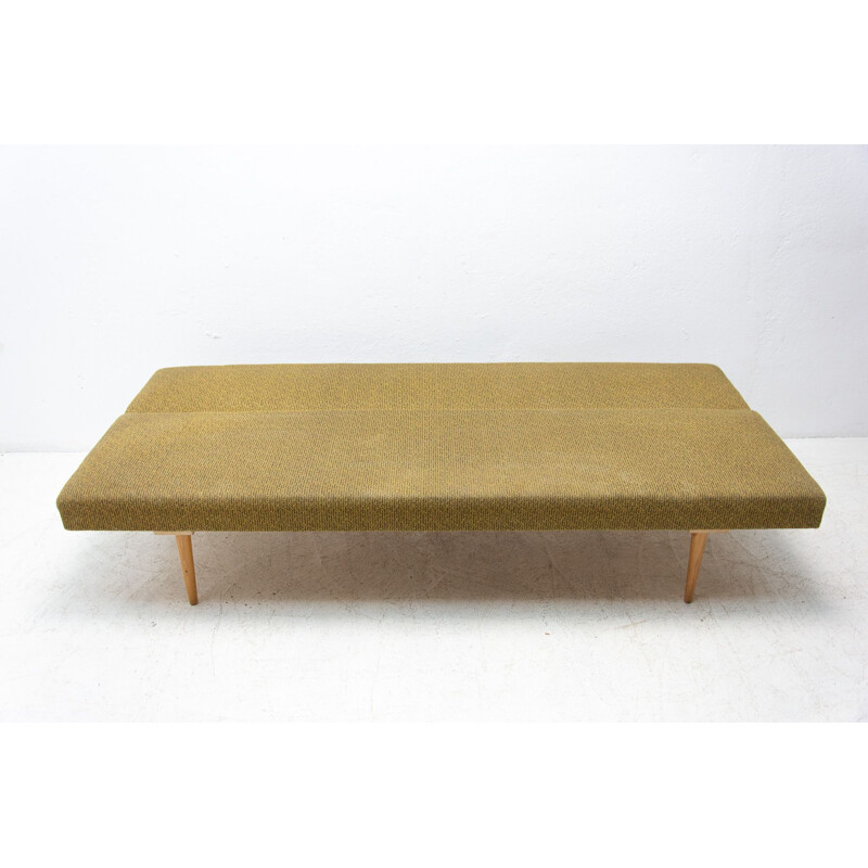 Letto da giorno pieghevole vintagee di Miroslav Navrátil, Cecoslovacchia 1960