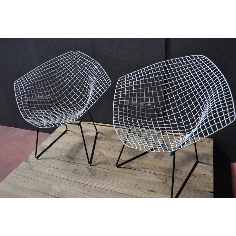 Pair of "little diamond" chairs, Harry BERTOIA - 1970s