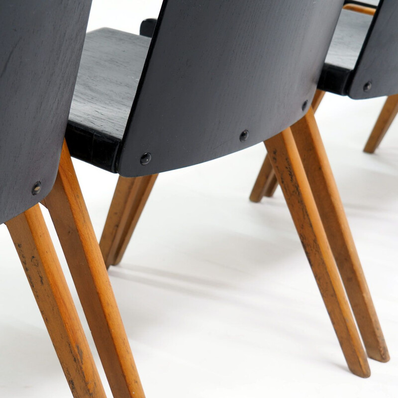 Set of 6 vintage black painted pine veneer stacking chairs for Robin Day, 1960s