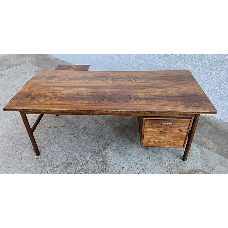 Vintage 208 rosewood desk by Arne Vodder for Sibast Furniture